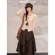 批发<b class='q'>羊绒</b>韩系假两件上衣