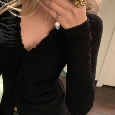 批发人棉磨毛黑色v领针织小开衫女冬季2025新款修身显瘦上衣