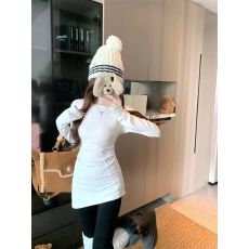 批发人棉磨毛简约风<b class='q'>白色</b>圆领长袖不规则<b class='q'>T</b>恤女秋冬修身显瘦百搭打底衫