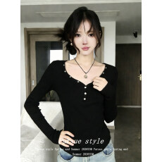 批发人棉260克美式辣妹长袖t恤女早春铆钉v领<b class='q'>打底衫</b>黑色内搭上衣