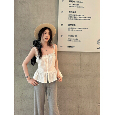 批发<b class='q'>棉麻</b>小众蕾丝花边吊带无袖上衣女2026夏季新款拼接收腰甜美小<b class='q'>背心</b>