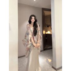 批发氛围感优雅宽松印花<b class='q'>雪纺</b>开衫女秋季气质百搭蕾丝<b class='q'>吊带</b>连衣裙两件套