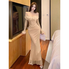 批发江浙沪千金穿搭粉色一<b class='q'>字</b>肩<b class='q'>连衣裙</b>独特漂亮气质收腰礼服裙2025秋季