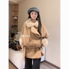 批发韩系复古高级毛领毛呢外套2025<b class='q'>秋</b>冬新款小个子宽松保暖呢子大衣女