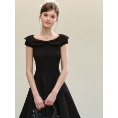 批发气质一字肩黑色连衣裙夏季新款收腰显瘦法式高级感蓬蓬短裙