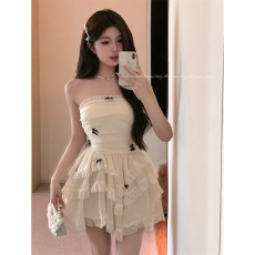 批发法式气质<b class='q'>连衣裙</b>名媛收腰抹胸<b class='q'>公主</b>蓬蓬短裙子2026夏季仙女礼服裙潮