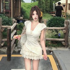 批发纯欲风辣妹假两件蕾丝刺绣V领连衣裙<b class='q'>女</b>夏季<b class='q'>新款</b>收腰显瘦包臀短裙