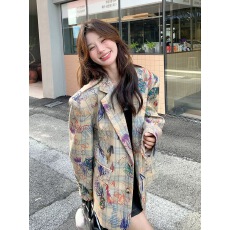 批发涂鸦印花<b class='q'>小西装</b>外套女2026春季韩系设计感休闲时尚小个子炸街西服