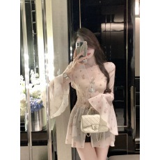 批发法式纯欲温柔风碎花雪纺衫<b class='q'>衬衫</b>女设计感小众收腰气质小衫上衣夏季