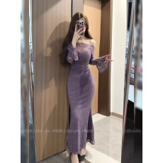 批发纯欲性感一字领蕾丝喇叭袖长袖<b class='q'>连衣裙</b>女修身显瘦辣妹设计感长裙子