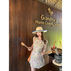 批发茶歇法式复古碎花圆领气质<b class='q'>连衣裙</b>特别漂亮掐腰小裙子2026夏季新款