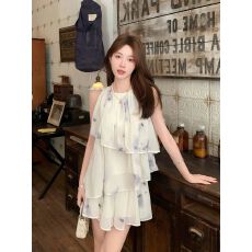 批发【轻熟曼调】白月光水墨印花绝美小<b class='q'>套装</b>女无袖挂脖上衣短裙裤两件