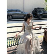 批发法式气质无袖蕾丝v领上衣女波点网纱半身裙两件<b class='q'>套装</b>浪漫约会穿搭