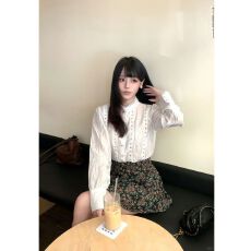 批发套装女秋季新款韩系气质镂空设计感长袖<b class='q'>衬衫</b>上衣<b class='q'>刺绣</b>碎花半身裙潮