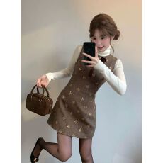 批发法式千金小香风亮片背心<b class='q'>连衣裙</b>女秋季内搭长袖打底针织衫上衣套装