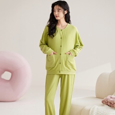 批发2025秋冬新款德绒月子服孕妇产后哺乳大码睡衣可外穿保暖家居服