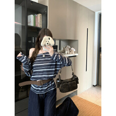 批发实拍大码女装春季新款休闲百搭条纹斜肩不规则宽松显瘦长袖<b class='q'>T</b><b class='q'>恤</b>