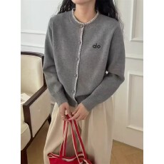 批发圆领字母条纹针织开衫