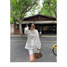 批发夏日松弛感亚麻套装<b class='q'>女</b>2026年白色圆领宽松防晒衬衣<b class='q'>短裤</b>运动两件套