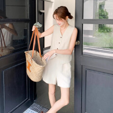 批发高级感老钱风亚麻马甲短<b class='q'>裤</b>两件套装女2026夏季大方得体穿搭一整套