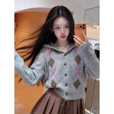 批发短款针织衫女秋季毛衣<b class='q'>外套女</b>款2026新款外搭针织开衫上衣女秋单穿