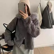 批发冬季新款菱格连帽大毛领针织开衫女高级时尚休闲软糯百搭毛衣外套
