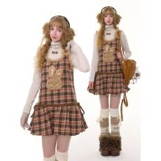 批发秋冬美式复古设计红棕色格纹背心<b class='q'>连衣裙</b>毛绒兔子兜兜字短裙