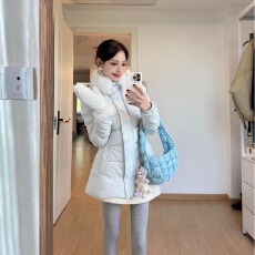 批发韩系氛围感设计毛领工装派克棉服女<b class='q'>时尚</b>气质百搭显瘦保暖加厚外套