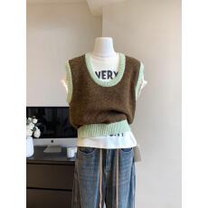 批发<b class='q'>春</b>秋冬季撞色宽松针织内搭马甲毛衣可外穿高级感U领短款叠穿背心