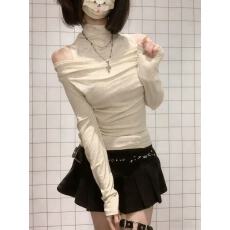 批发宅萌系清楚系日系假两件<b class='q'>露肩</b>长袖女秋冬季新款修身设计打底衫上衣