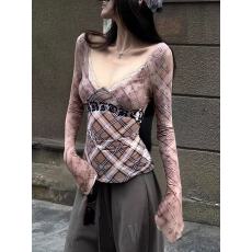 批发纯欲性感风V领蕾丝拼接长袖<b class='q'>T</b><b class='q'>恤</b><b class='q'>女</b>2025秋设计感修身显身材辣妹上衣