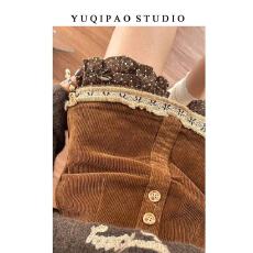 批发新款咖色<b class='q'>碎花</b>拼接灯芯绒半身裙女冬季圣诞节氛围感a字<b class='q'>短裙</b>裤裙子