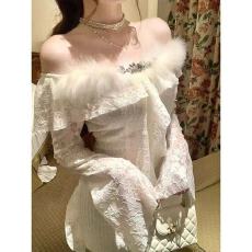 批发秋冬新款法式复古千金长袖一字肩修身蕾丝拼接<b class='q'>连衣裙</b>女