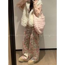 批发美式复古碎花满印高腰阔腿<b class='q'>牛仔裤</b><b class='q'>女</b>秋冬新款宽松显瘦<b class='q'>直筒</b>拖地裤子