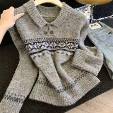 新品美拉德甜美风翻领提花套头长袖针织毛衣女春秋冬新款纽扣翻领