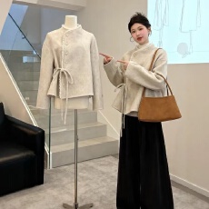 批发小香风羚羊戎毛呢大衣女短款2025新款<b class='q'>蕾丝</b>花边单排扣减龄毛呢外套