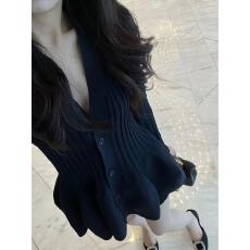 批发秋季小香风V领抗条修身长袖花苞下摆针织上衣女<b class='q'>时尚</b>高腰显瘦短裤