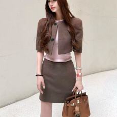 批发韩版时尚外搭气质网红大小姐小众名媛风高级感秋冬外套短裙套装女