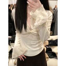 批发纯欲风甜美设计感V领蕾丝打底衫女秋冬季扭结长袖T恤短款别致上衣