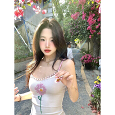 批发小众绝美吊带背心女夏季新款<b class='q'>甜美</b>设计感内搭少女感高街百搭小上衣