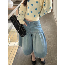 批发美式<b class='q'>街头</b>大码水洗做旧铆钉解构牛仔七分裤女宽松显瘦阔腿休闲中裤