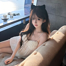 批发超仙花朵白色雪纺吊带裙女2026<b class='q'>春</b>季纯欲风v领上衣纯欲风吊带上衣
