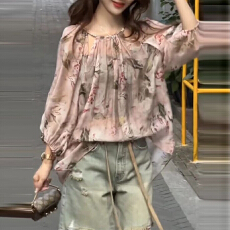 批发ins超火<b class='q'>宽松</b>百搭套头上衣女欧货夏季泡泡袖圆领印花<b class='q'>雪纺衫</b>衬衫女