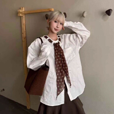 批发inss2026秋上新韩版宽松显瘦百搭圆领长袖<b class='q'>衬衫女</b>设计感上衣