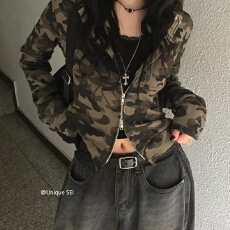 批发美式甜酷辣妹迷彩双向拉链显瘦连帽长袖外套上衣时髦复古短开衫女