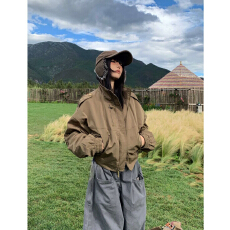 批发港风减龄短款上衣女小个子显瘦设计感别致洋气春秋百搭基础款外套