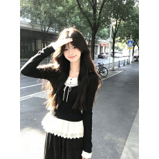 批发假两件长袖上衣女秋季新款黑色蕾丝拼接<b class='q'>修身</b>独特漂亮设计小众T恤