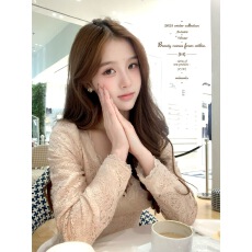 批发维斯小姐落<b class='q'>樱</b>情书修身打底衫 大V领蕾丝显瘦上衣 粉呢<b class='q'>子</b>半裙