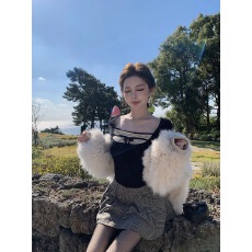 批发邱肉瑶11/10 20点 新品限时折扣伶俐交织｜层次叠穿空间感T恤