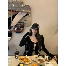 批发Tongiiuu 洛可Betty 假两件蕾丝针织衫女修身长袖T恤内搭打底上衣